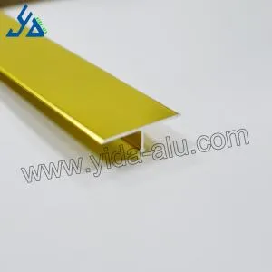¿Cómo instalo perfiles de aluminio para azulejos en una pared?